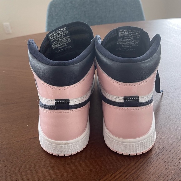 Nike Air Jordan 1 Retro High OG SE Women’s Bubble Gum' 2021 Size 7.5 - Picture 3 of 6